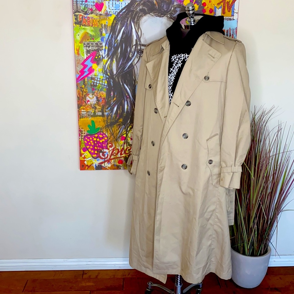 Vintage Christian Dior Trench - Picture 2 of 7